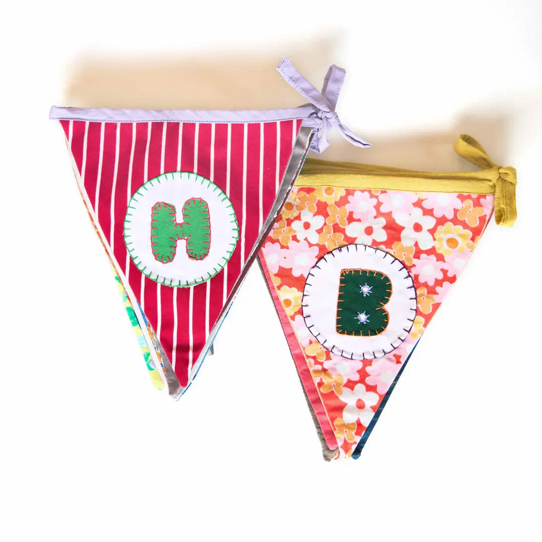 Triangle shop flag bunting